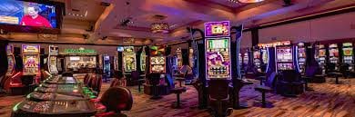 ph98 platform overview showing sports and casino sections for Filipino players